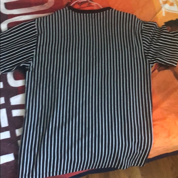 Men’s t shirt - Picture 2 of 2